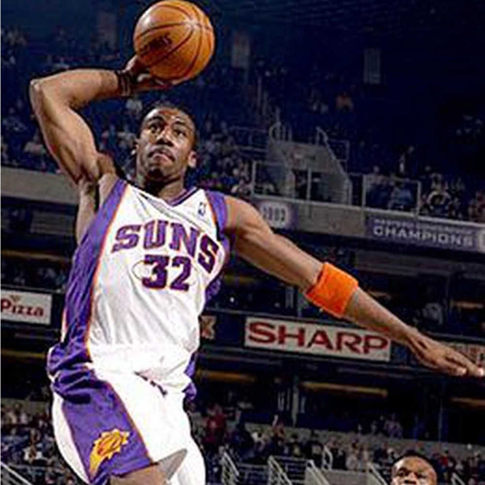 Vintage Amar’e Staudemire Jersey - Picture 9 of 9